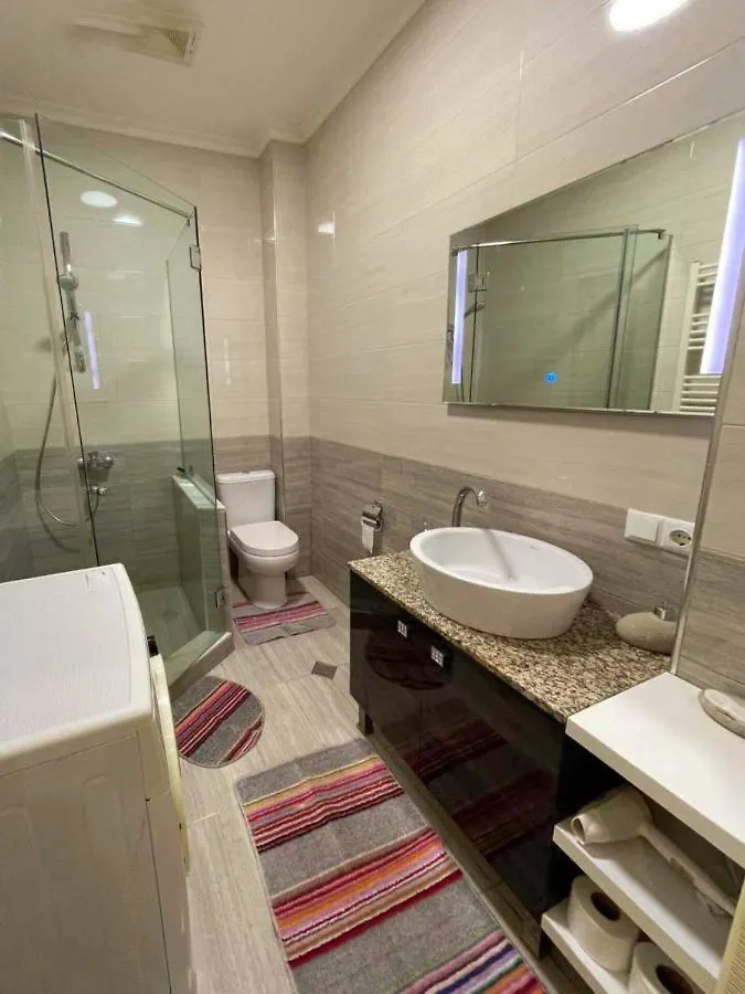 Pacha Apartment Batumi 0*,